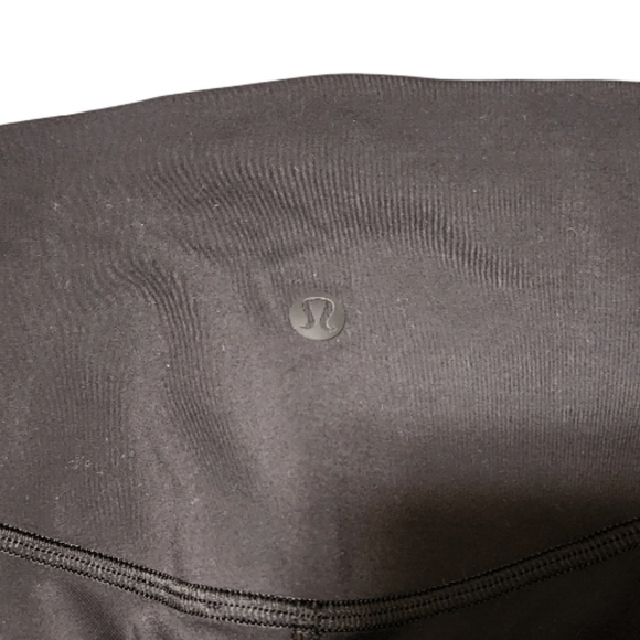 LULULEMON Wunder Under SmoothCover High-Rise 25" Black - Picture 8 of 11